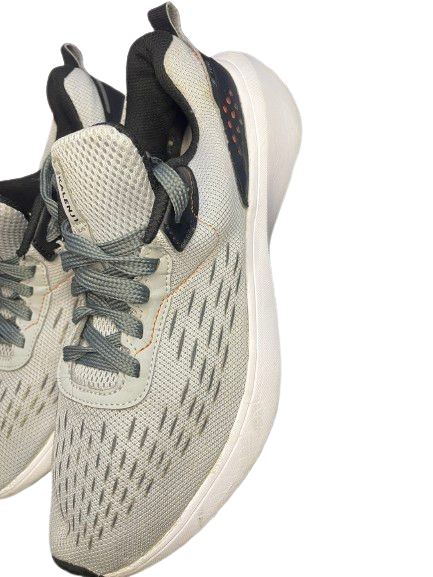 Kalenji Jogflow 100.1 Running Shoes – Silver Grey, Size 40–41, Used (Excellent Condition)